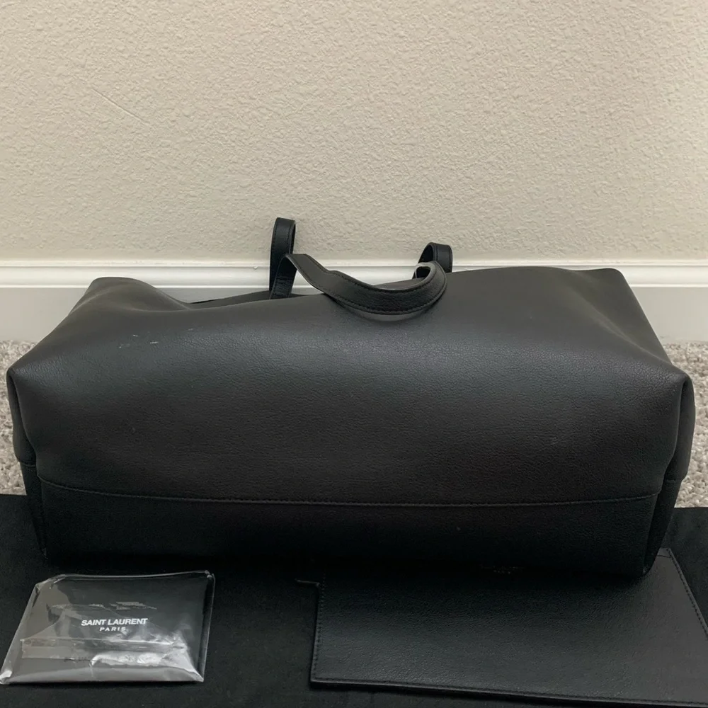 Saint Laurent Calfskin Black Tote - Picture 14 of 16